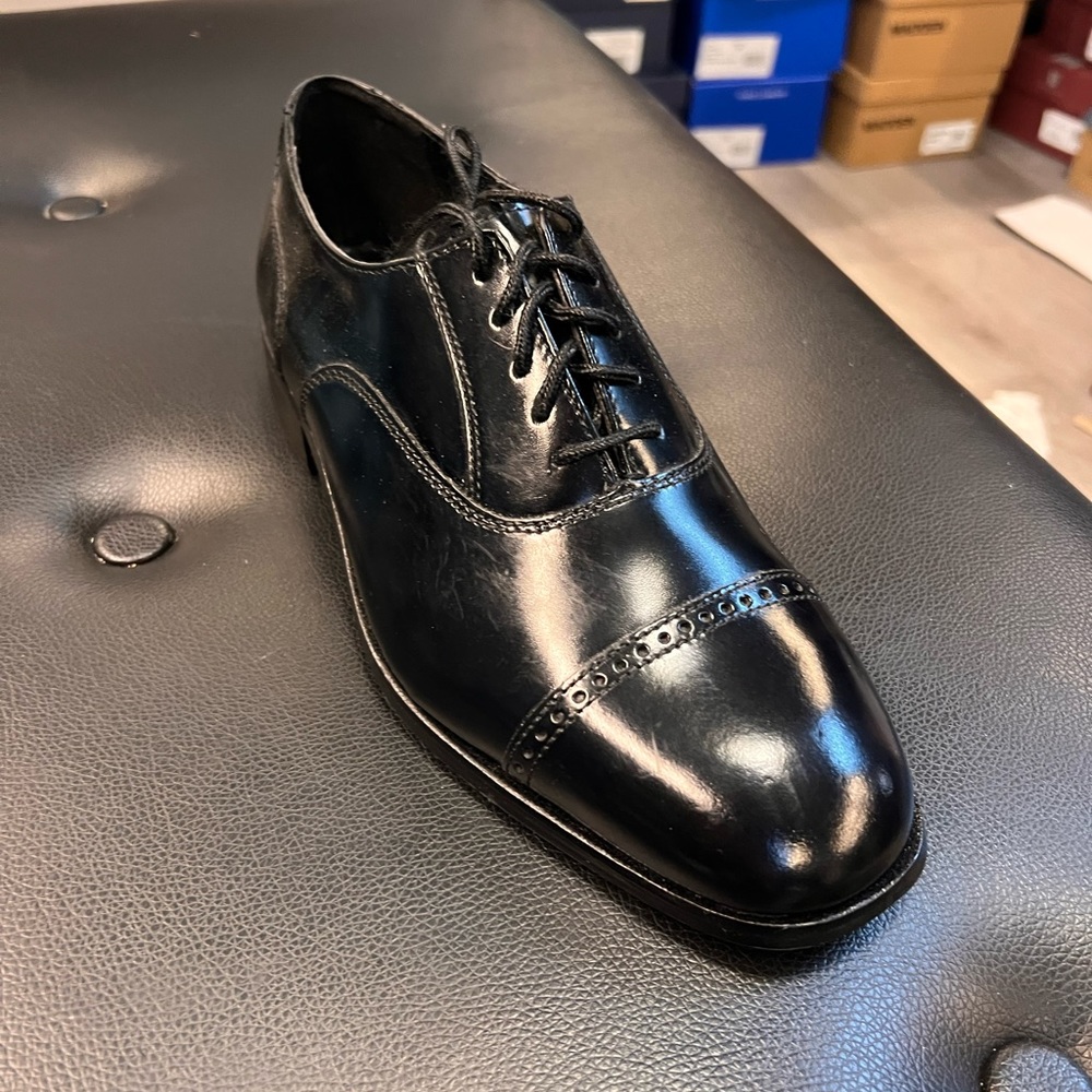 Mens Florsheim Lexington dress shoes NEW IN BOX!,multiple sizes available